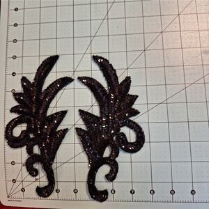 Black sequin leaf applique pair